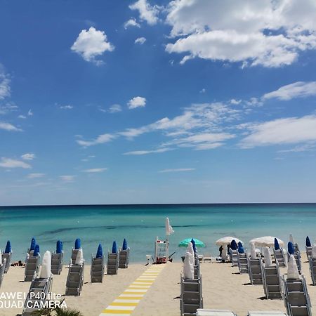Barneys Design Apartment Taranto Exteriér fotografie
